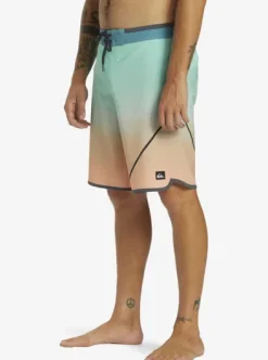 Surfsilk New Wave 20" - Boardshort pour Homme